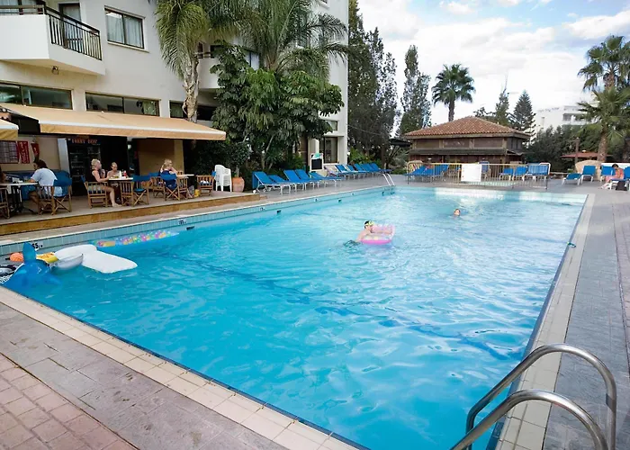 Hotel de apartamente Alva 4*