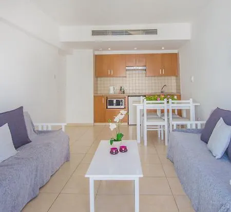 Alva Apartahotel 3*