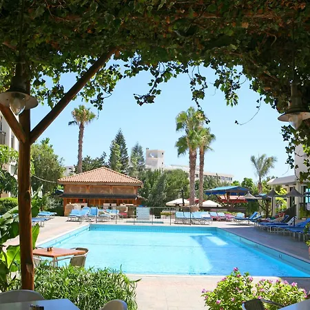 アパートホテル Alva プロタラス