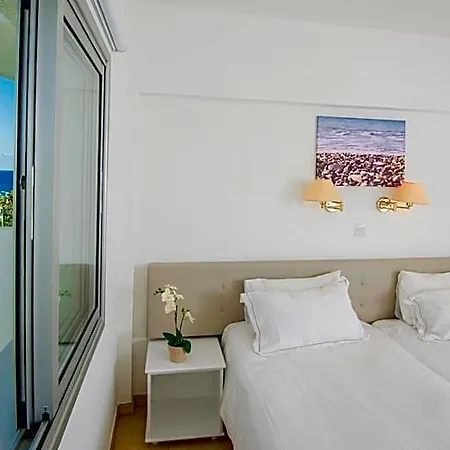 Aparthotel Alva 4*