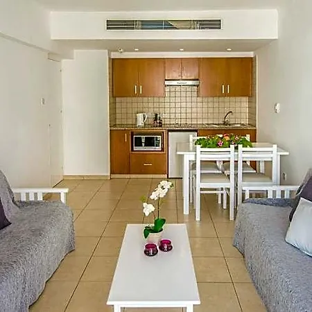 Alva Aparthotel Protaras