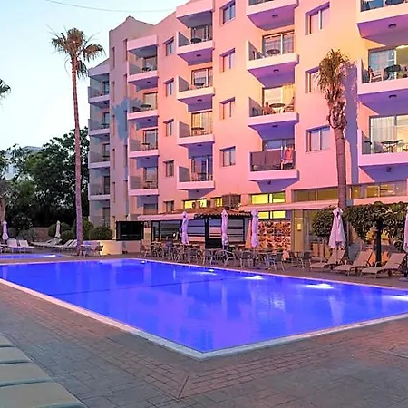 Aparthotel Alva 4*
