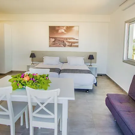 Alva 4* Protaras