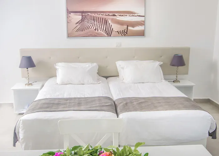 Alva Aparthotel Protaras